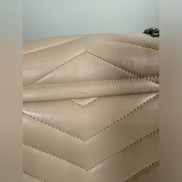 ❌❌❌SOLD❌❌❌Authentic YSL Yves Saint Laurent Monogram Loulou Shoulder/Crossbody - Picture 8 of 15